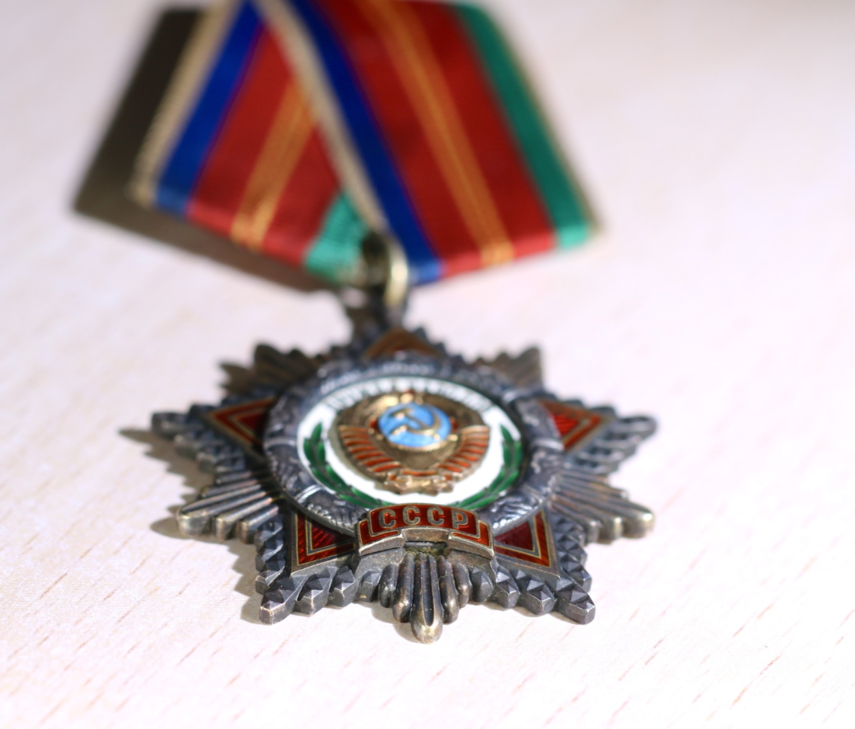 大猫徽章拍卖第215期  苏联友谊勋章 银质珐琅全品