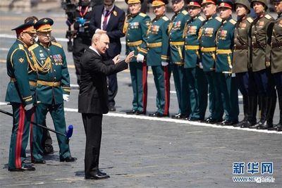  俄罗斯10卢布纪念币~ 二战胜利75周年  俄罗斯10卢布纪念币~ 二战胜利75周年