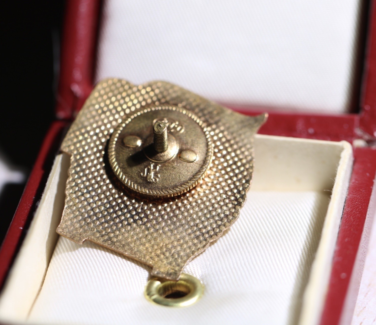 大猫徽章拍卖第215期  保加利亚内务部上校的荣誉成员和优秀成员证章套章