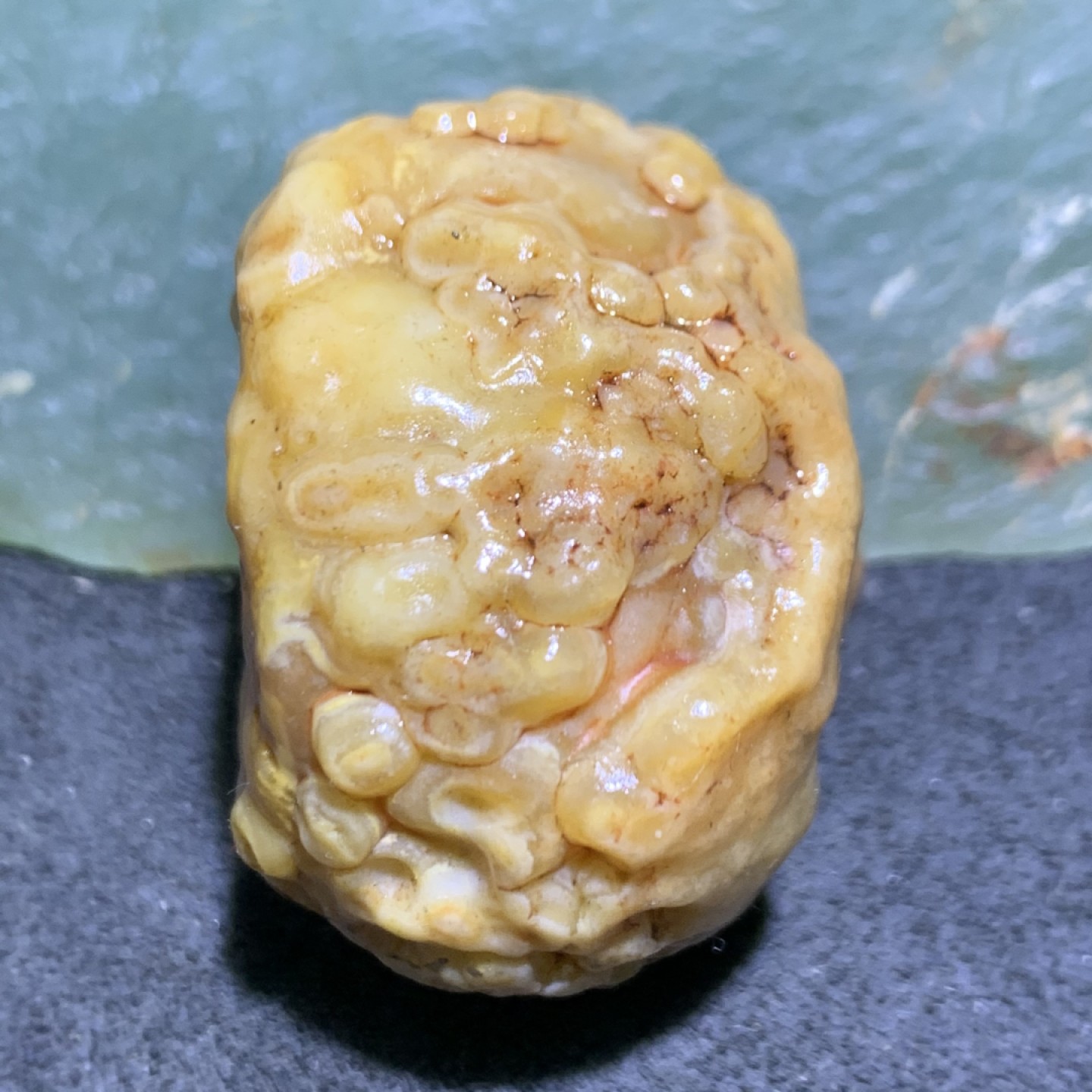 精美戈壁高玉化鱼籽纹筋脉石大原石一颗，