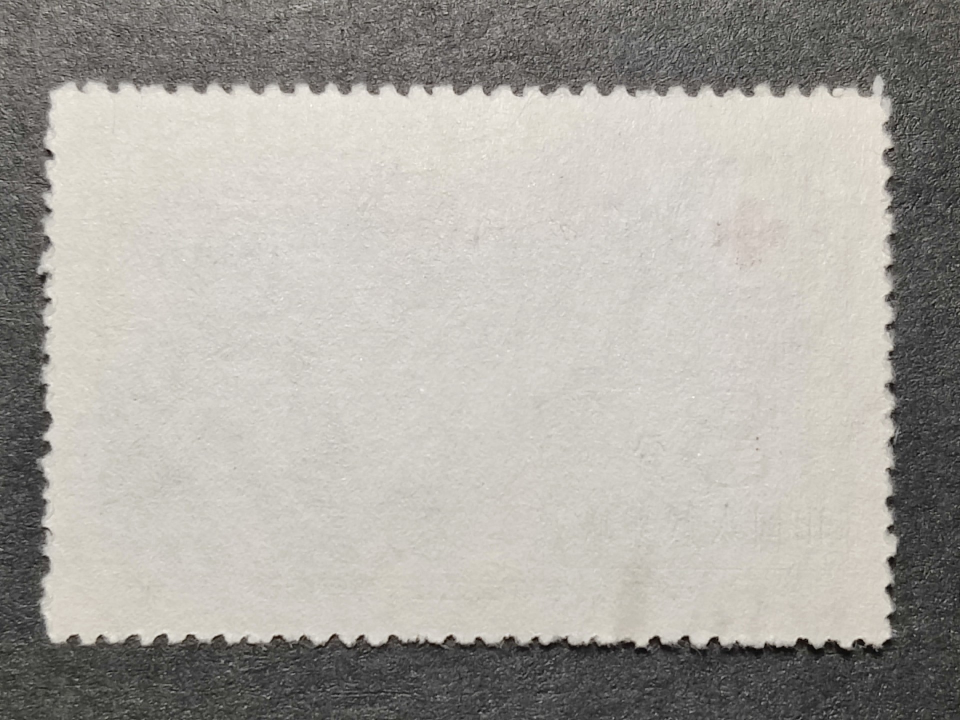洪涛臻品批发群  精选邮票限时拍卖第一百九十一期 纪31红十字 左下戳  面艳背白票挺  