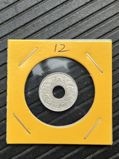 1941年泰国拉玛八世10萨当银币（第三场） - 1941年拉玛八世10萨当银币12#