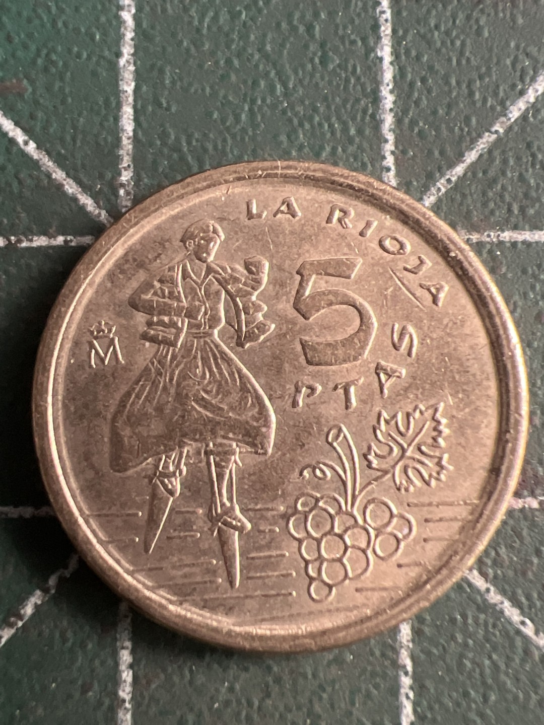 泡泡堂第215期  世界硬币（无押金，无佣金，捡漏，全场20包邮，偏远地区除外） 西班牙5比塞塔纪念币