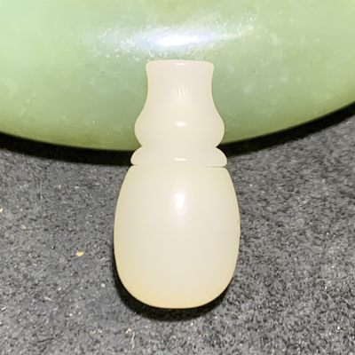 精美菩提根隼卯结构水滴形佛头三通一个， - 精美菩提根隼卯结构水滴形佛头三通一个，