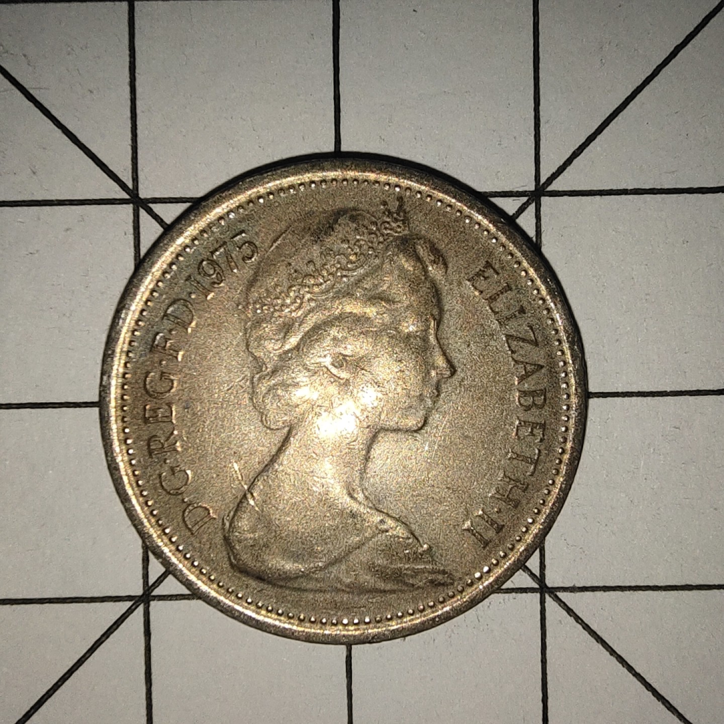 收藏之家世界硬币新年场(捡漏，无押金，无佣金，全场满20包邮，偏远地区除外) 英国5便士1975年