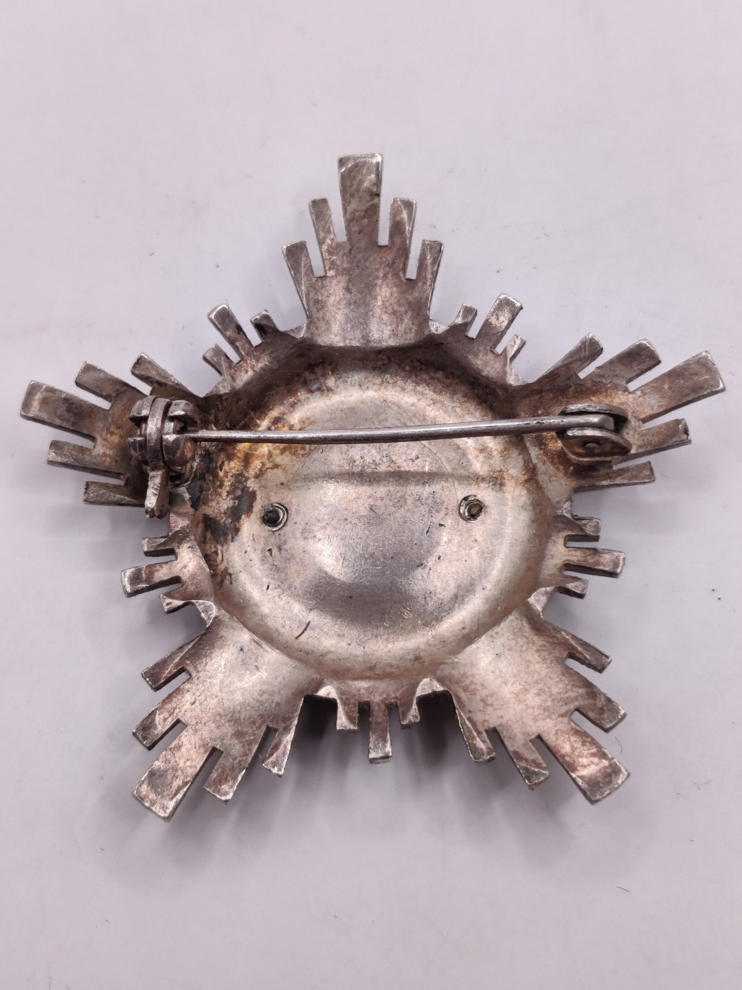 全场0元起拍 第29期 咸鱼国勋章拍卖专场 2月12日（周日）下午6：00开始 嵌宝三级罗马尼亚之星勋章