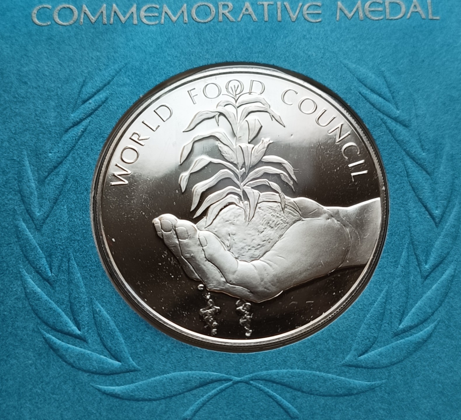 瓶子🏺第78期拍卖会 联合国1976年发行农耕银质章原封（1盎司）