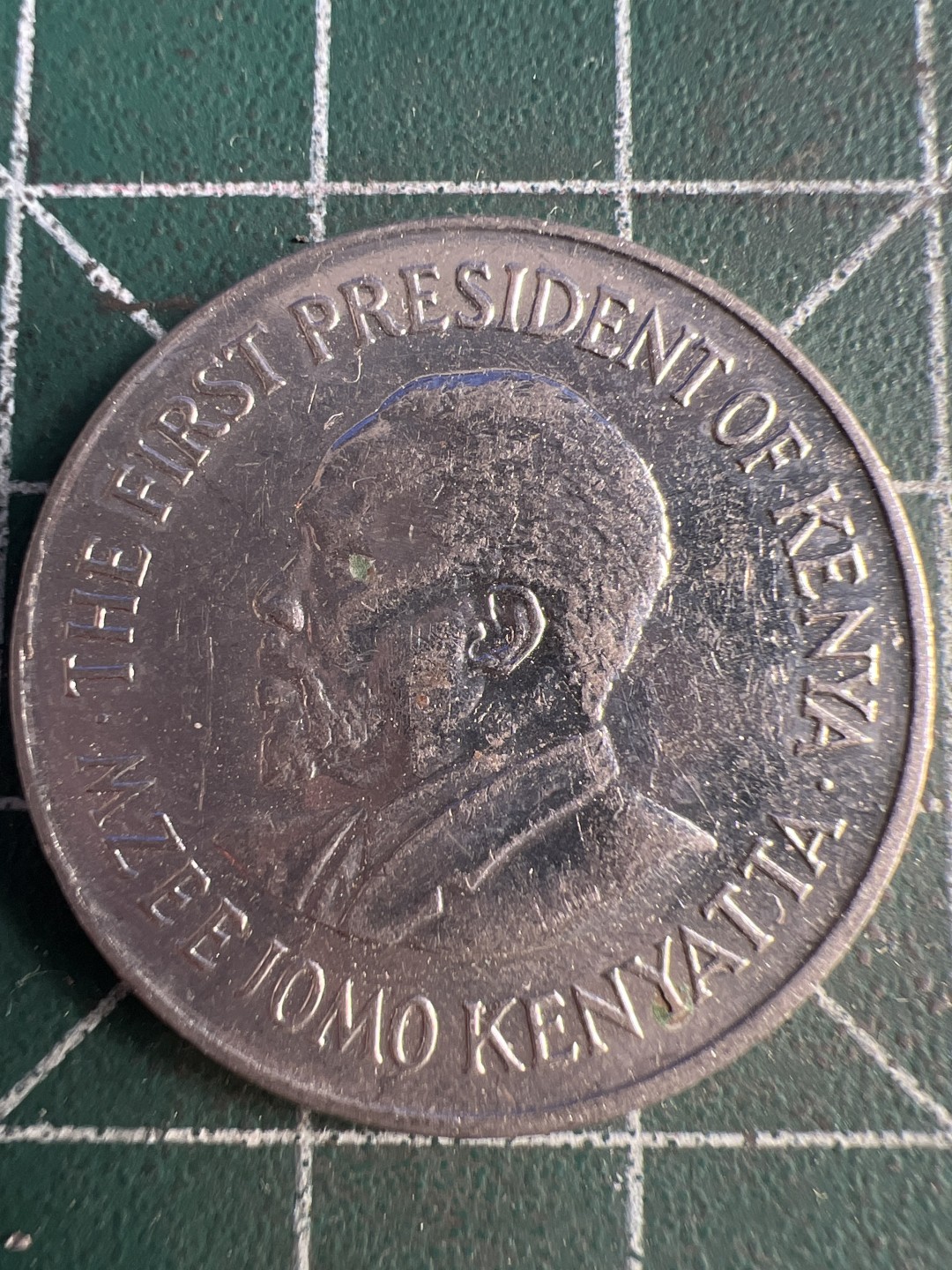 泡泡堂第240期  世界硬币 （无押金，无佣金，捡漏，全场20包邮，偏远地区除外，接收代拍业务） 肯尼亚一先令