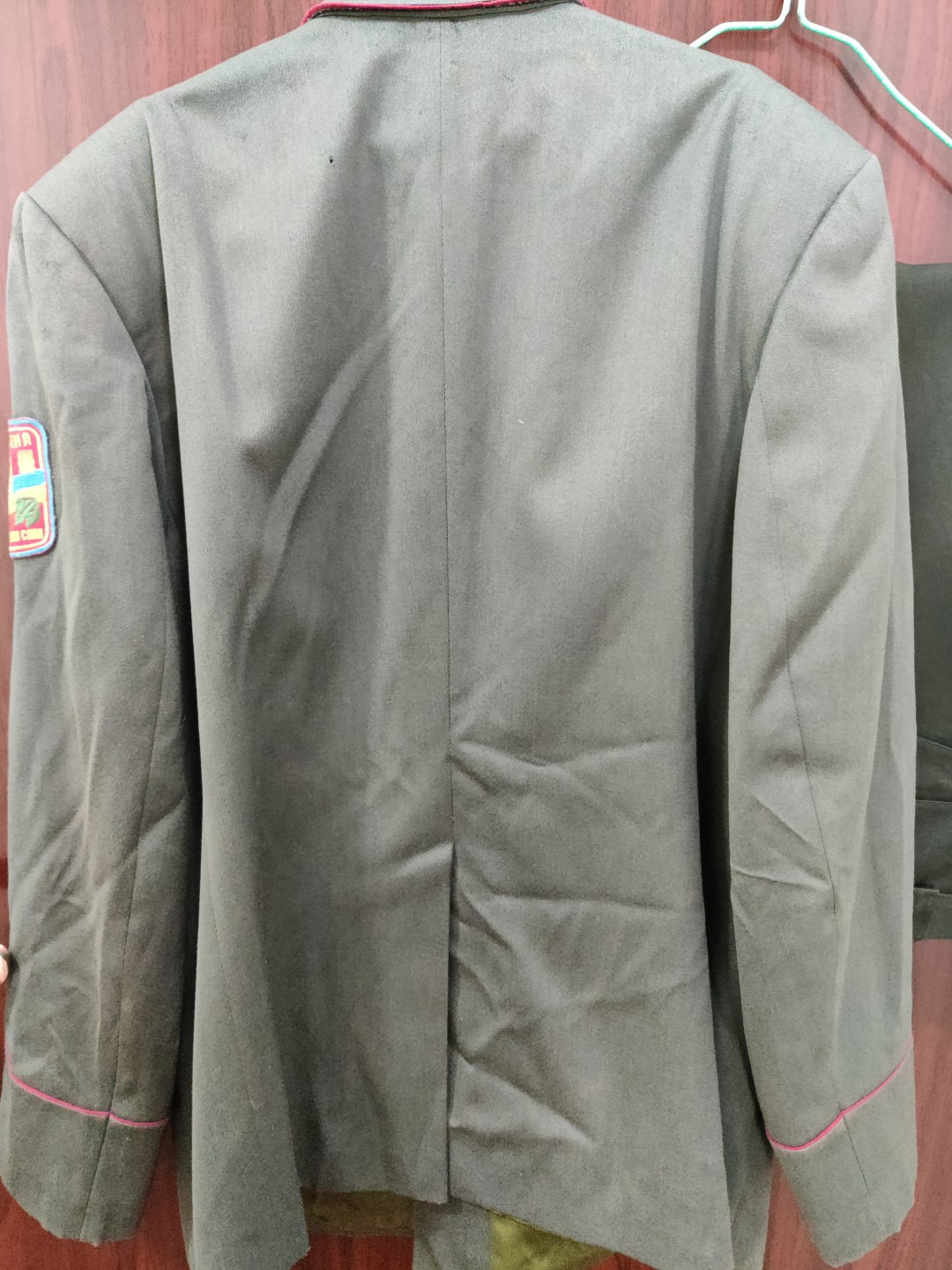 全场0元起拍 第29期 咸鱼国勋章拍卖专场 2月12日（周日）下午6：00开始 乌克兰m94陆军将官常服一套