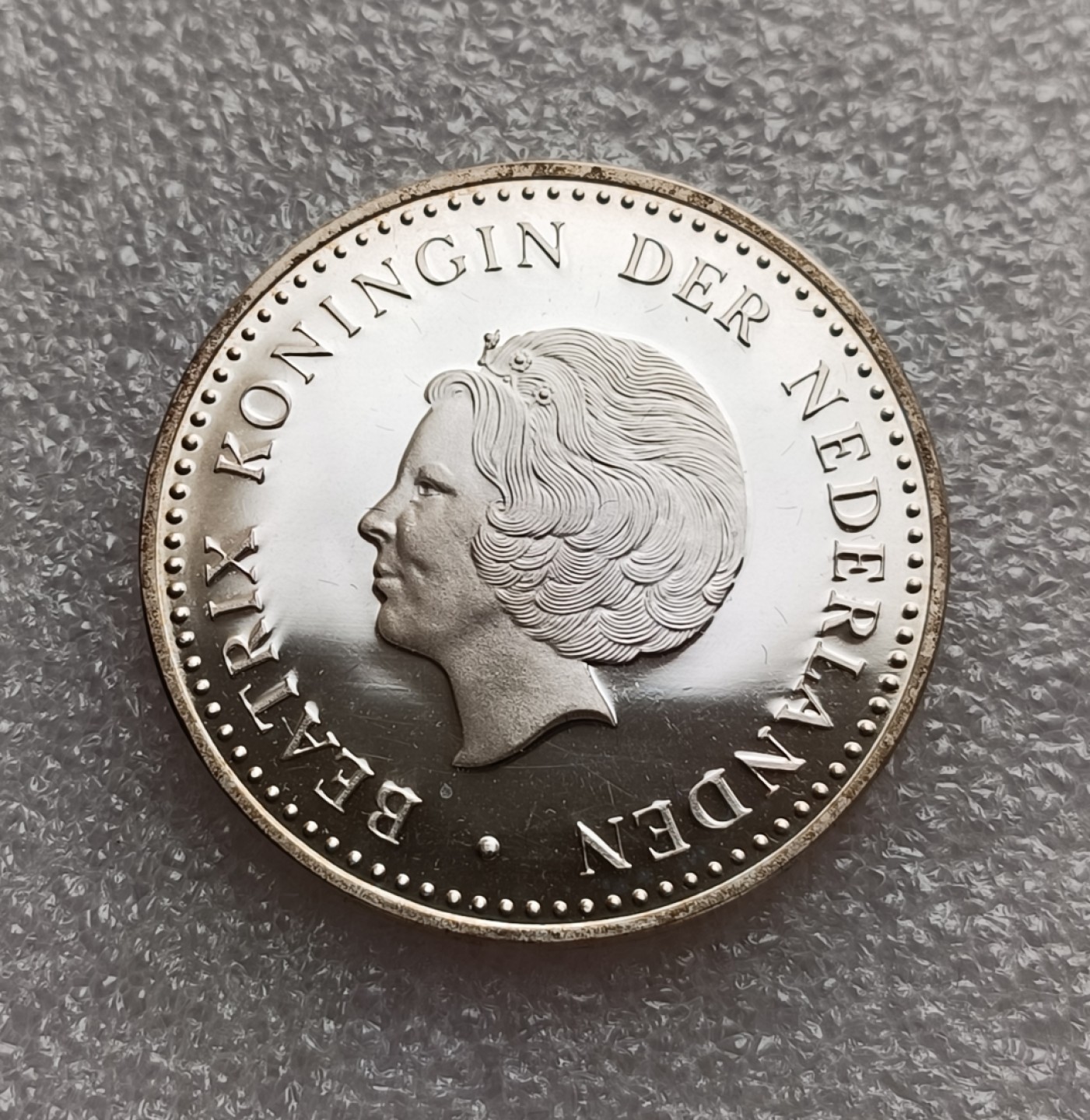 瓶子🏺第78期拍卖会  荷属安的列斯1980年精制纪念银币原盒