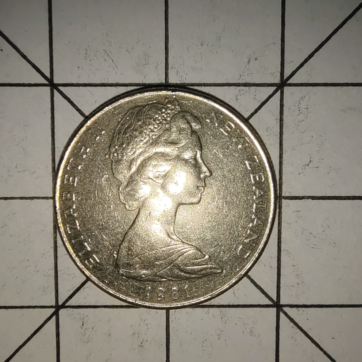 收藏之家世界硬币新年场(捡漏，无押金，无佣金，全场满20包邮，偏远地区除外) 新西兰5分1981年