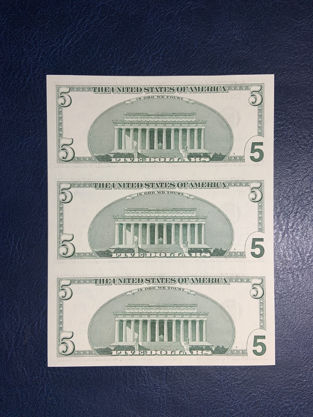 收藏联盟Quantum Auction 第231期拍卖 已更新 美国联邦2006年5元三连体 品相UNC 大头版 第一张票面有轻微压痕