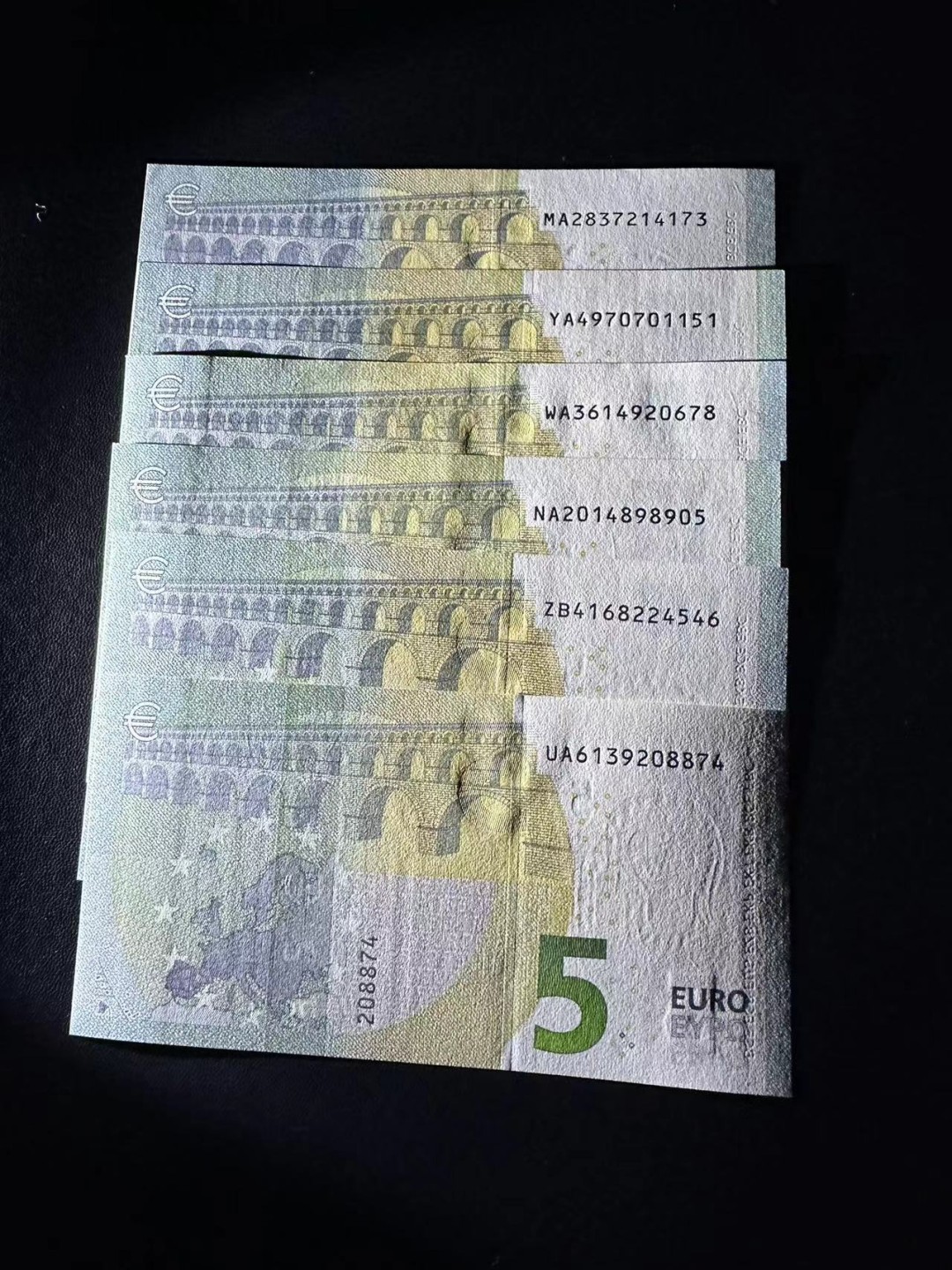《外钞收藏家》第二百三十八期 5欧元最新版 六张一起 全新UNC