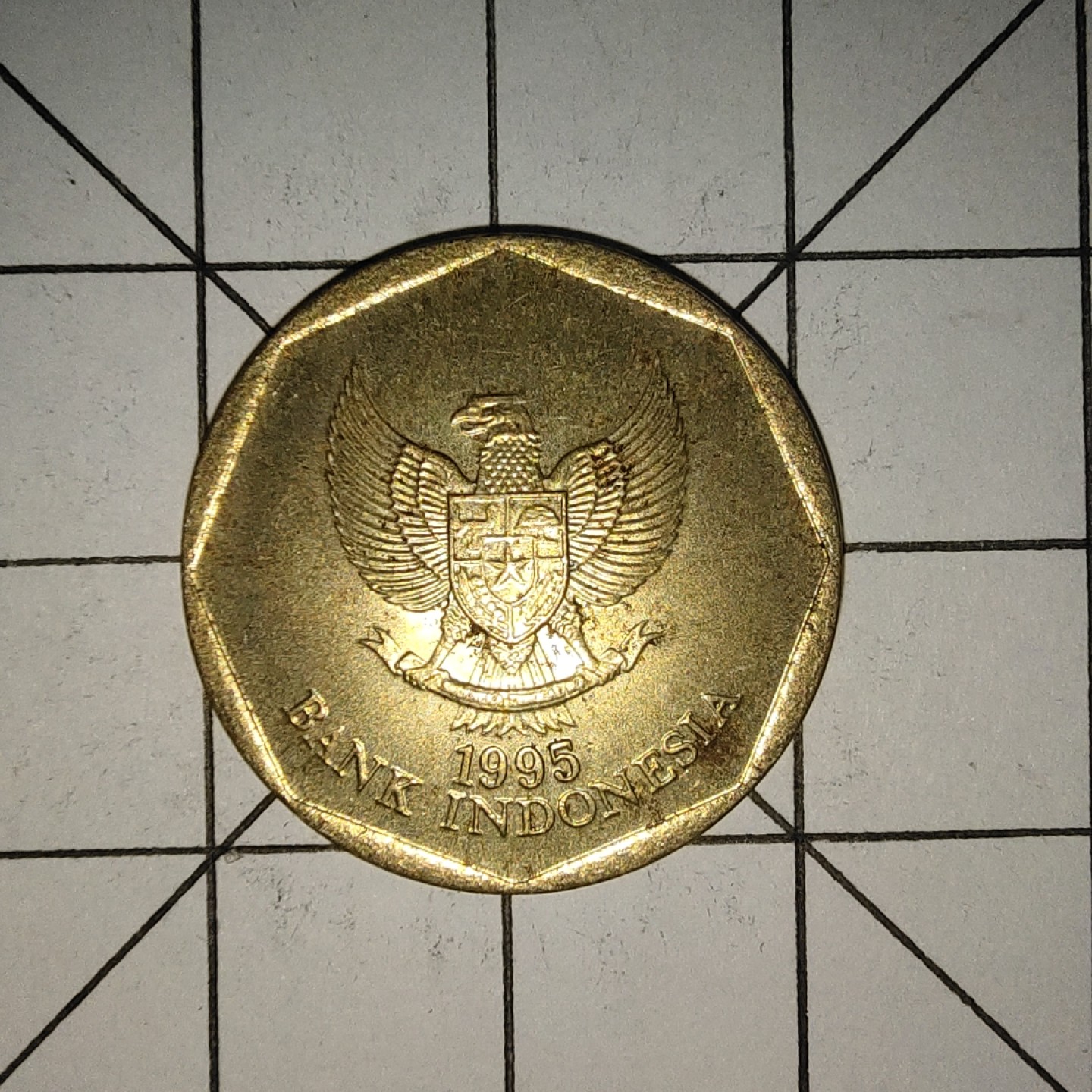 收藏之家世界硬币新年场(捡漏，无押金，无佣金，全场满20包邮，偏远地区除外) 印尼100卢比1995年