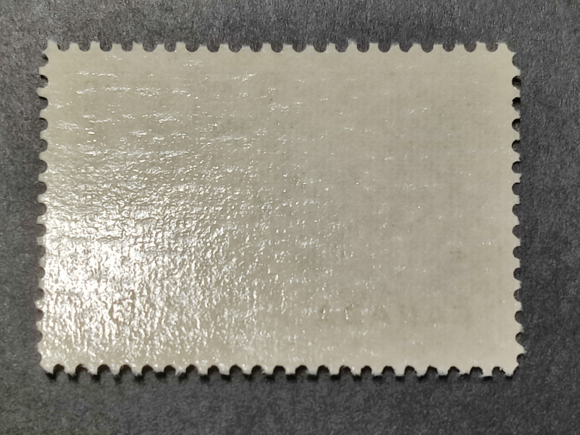 洪涛臻品批发群  精选邮票限时拍卖第一百六十九期 加拿大1966年 山茱萸与英属哥伦比亚省武装徽章 新票, 精美雕刻版, 原胶完美润亮 相当难得的品相, 漂亮！