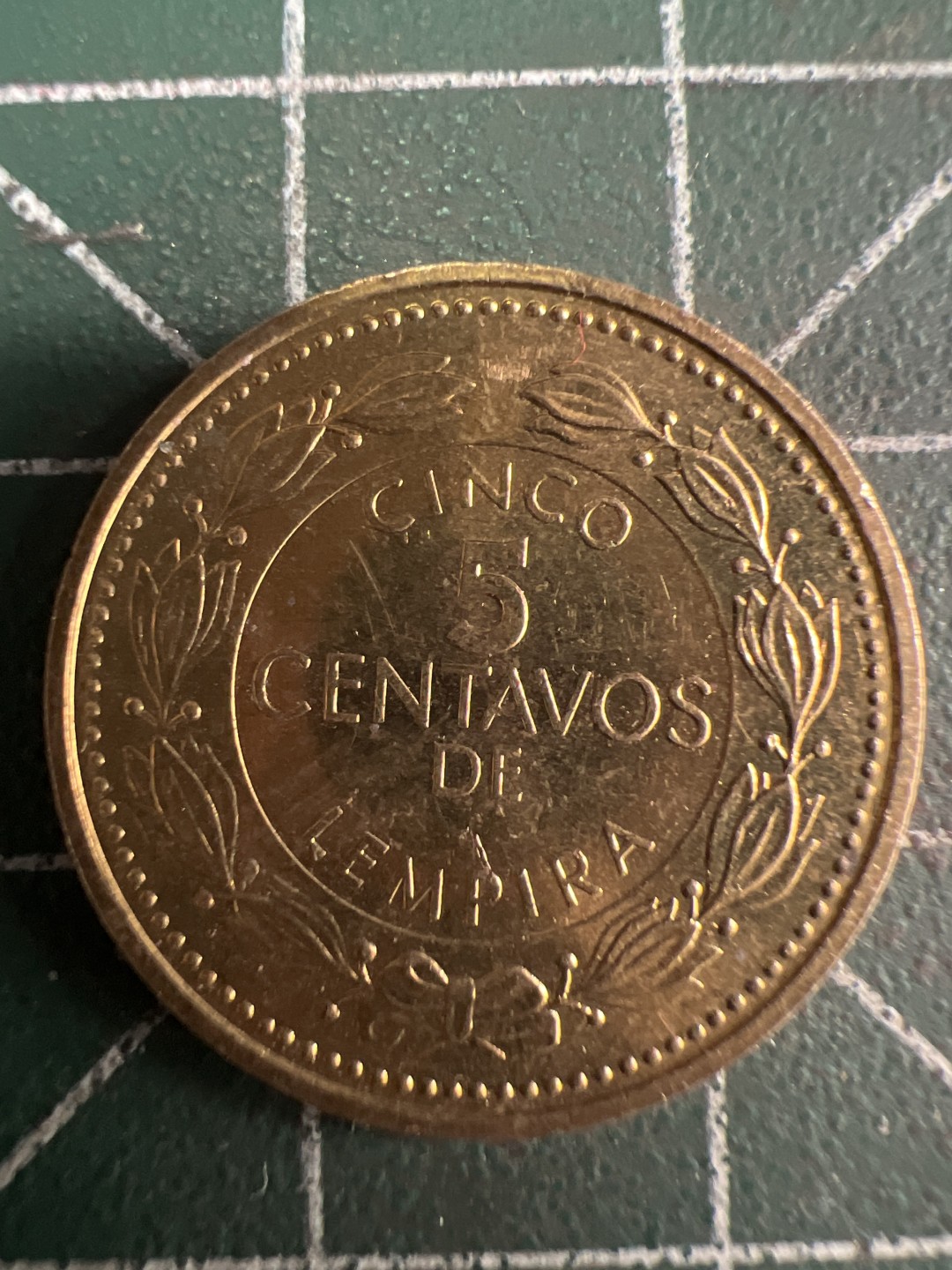 泡泡堂微拍第五十六幕硬币捡漏可累计专场👿👿，零佣金，零押金，累计满二十元包邮，接受代拍业务 洪都拉斯五分。