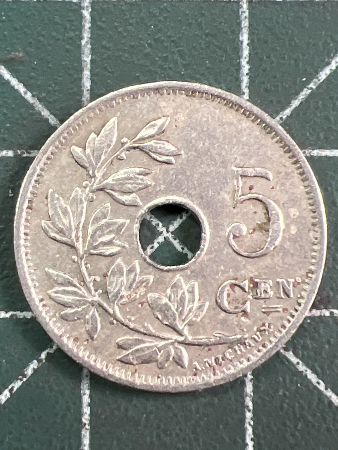 泡泡堂微拍第五十六幕硬币捡漏可累计专场👿👿，零佣金，零押金，累计满二十元包邮，接受代拍业务 比利时25年5分