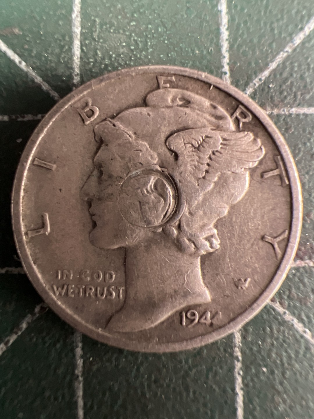 泡泡堂微拍第五十七幕硬币捡漏可累计专场👿👿，零佣金，零押金，累计满二十元包邮，接受代拍业务 美国小飞人小银币有伤。