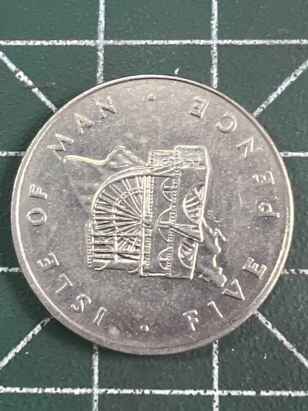 泡泡堂微拍第五十六幕硬币捡漏可累计专场👿👿，零佣金，零押金，累计满二十元包邮，接受代拍业务 马恩岛五便士