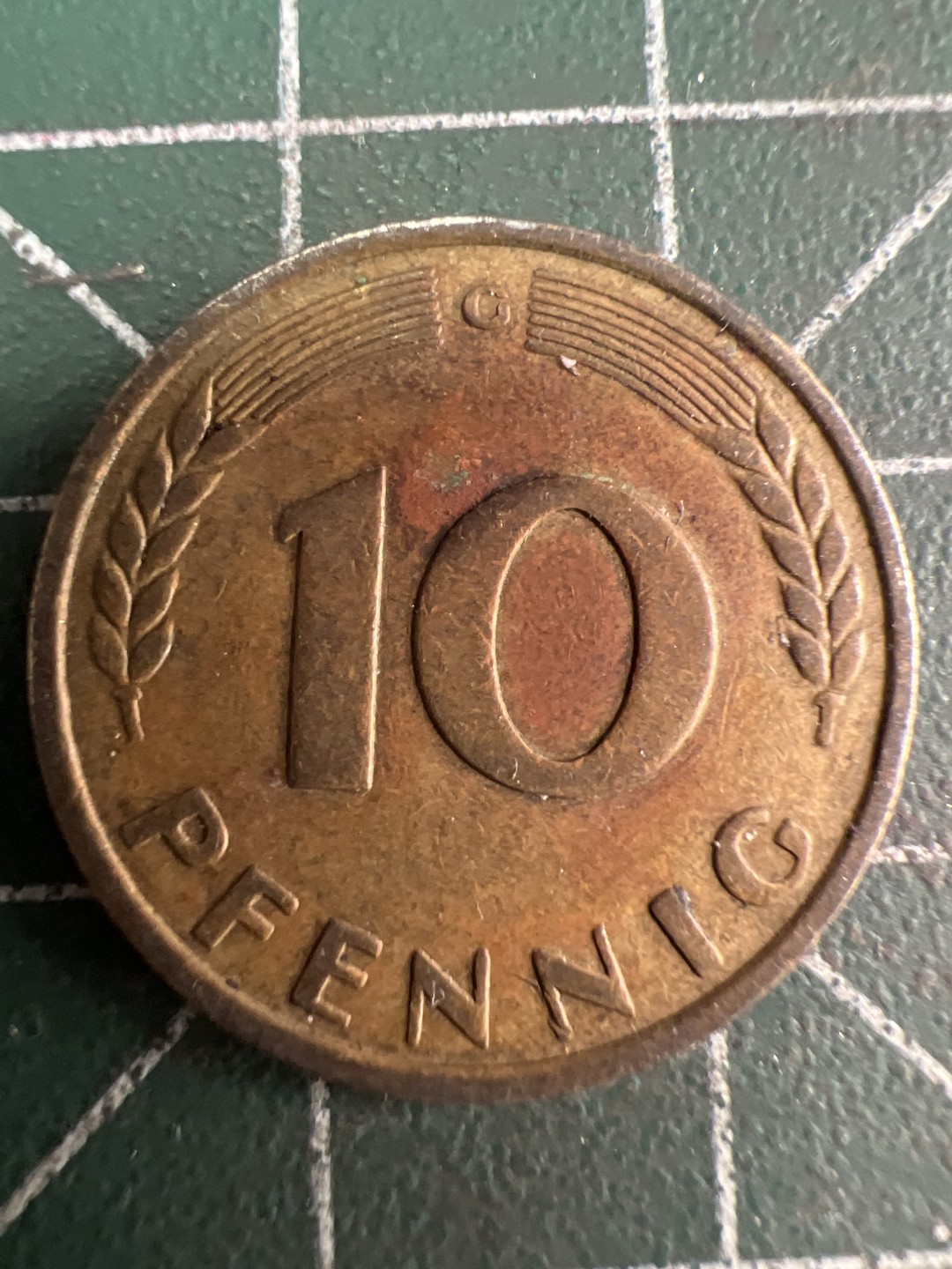 泡泡堂微拍第五十七幕硬币捡漏可累计专场👿👿，零佣金，零押金，累计满二十元包邮，接受代拍业务 德国1949年银行版十分。