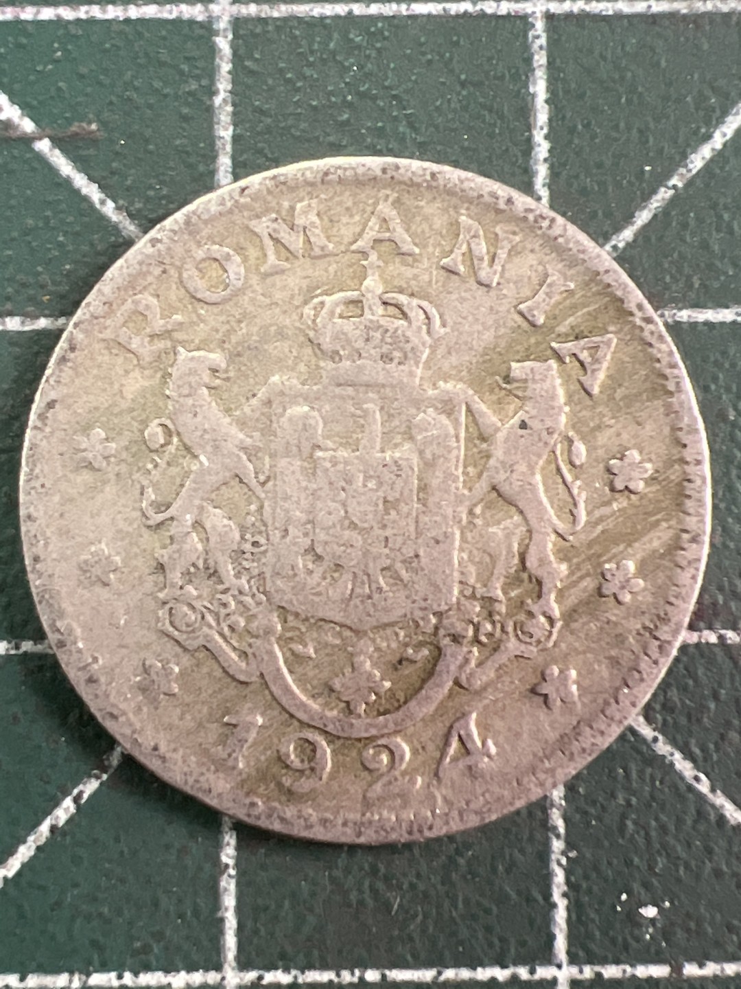 泡泡堂微拍第五十六幕硬币捡漏可累计专场👿👿，零佣金，零押金，累计满二十元包邮，接受代拍业务 罗马尼亚24年一列