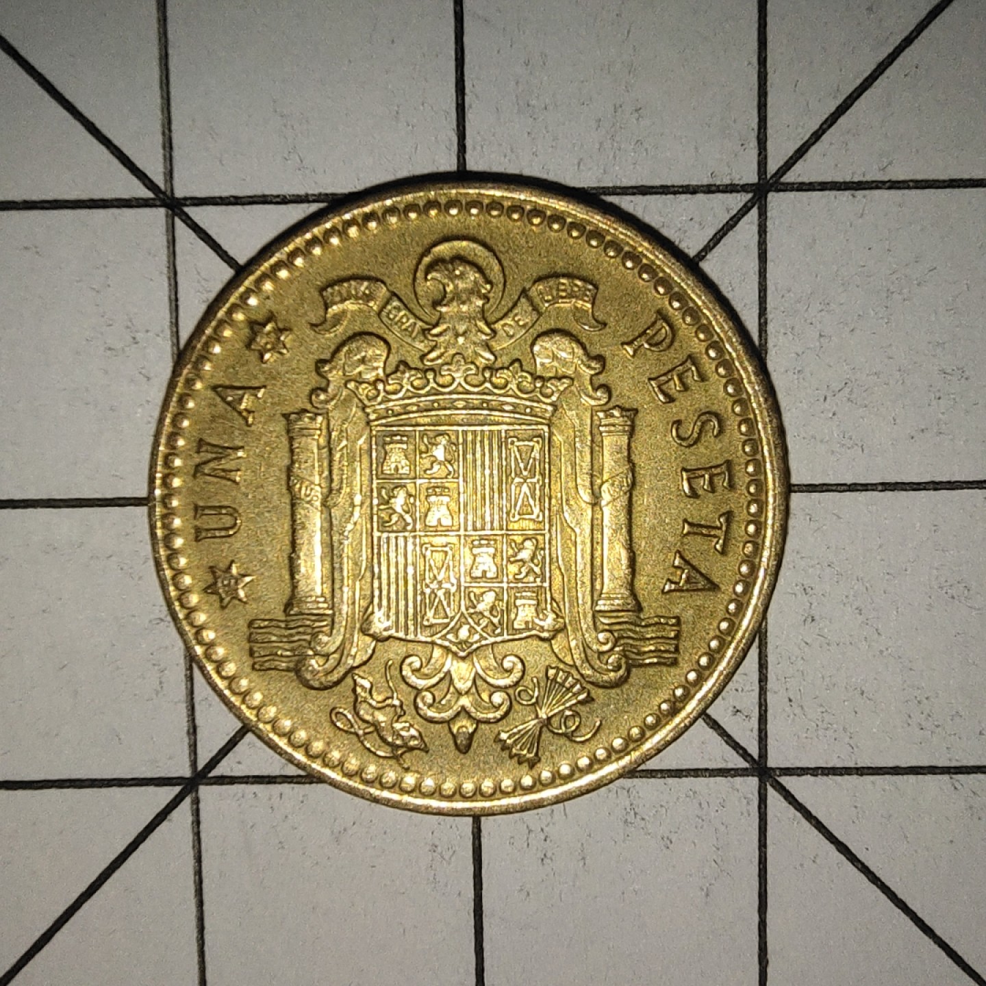 收藏之家世界硬币新年场(捡漏，无押金，无佣金，全场满20包邮，偏远地区除外) 西班牙1比塞塔1966年