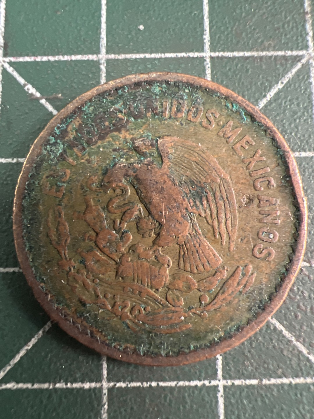 泡泡堂微拍第五十七幕硬币捡漏可累计专场👿👿，零佣金，零押金，累计满二十元包邮，接受代拍业务 墨西哥1944年老币