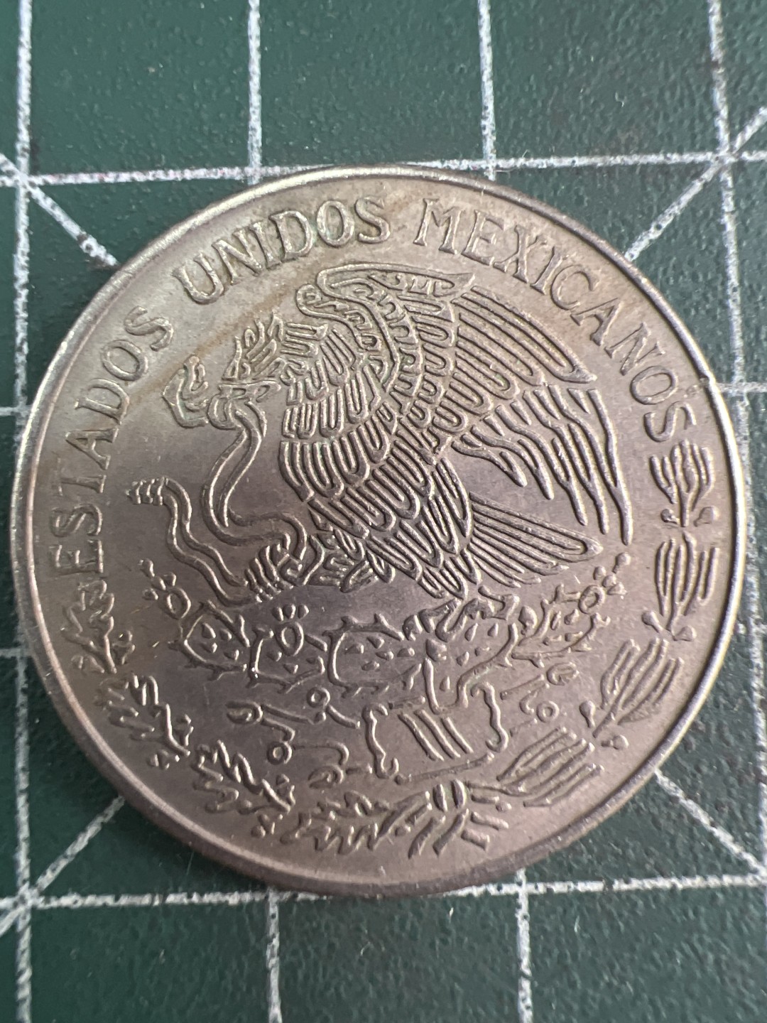 泡泡堂微拍第五十七幕硬币捡漏可累计专场👿👿，零佣金，零押金，累计满二十元包邮，接受代拍业务 墨西哥72年一皮