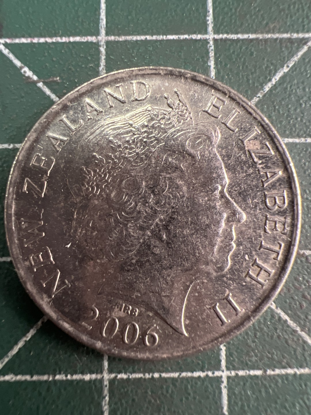 泡泡堂微拍第五十七幕硬币捡漏可累计专场👿👿，零佣金，零押金，累计满二十元包邮，接受代拍业务 新西兰50分