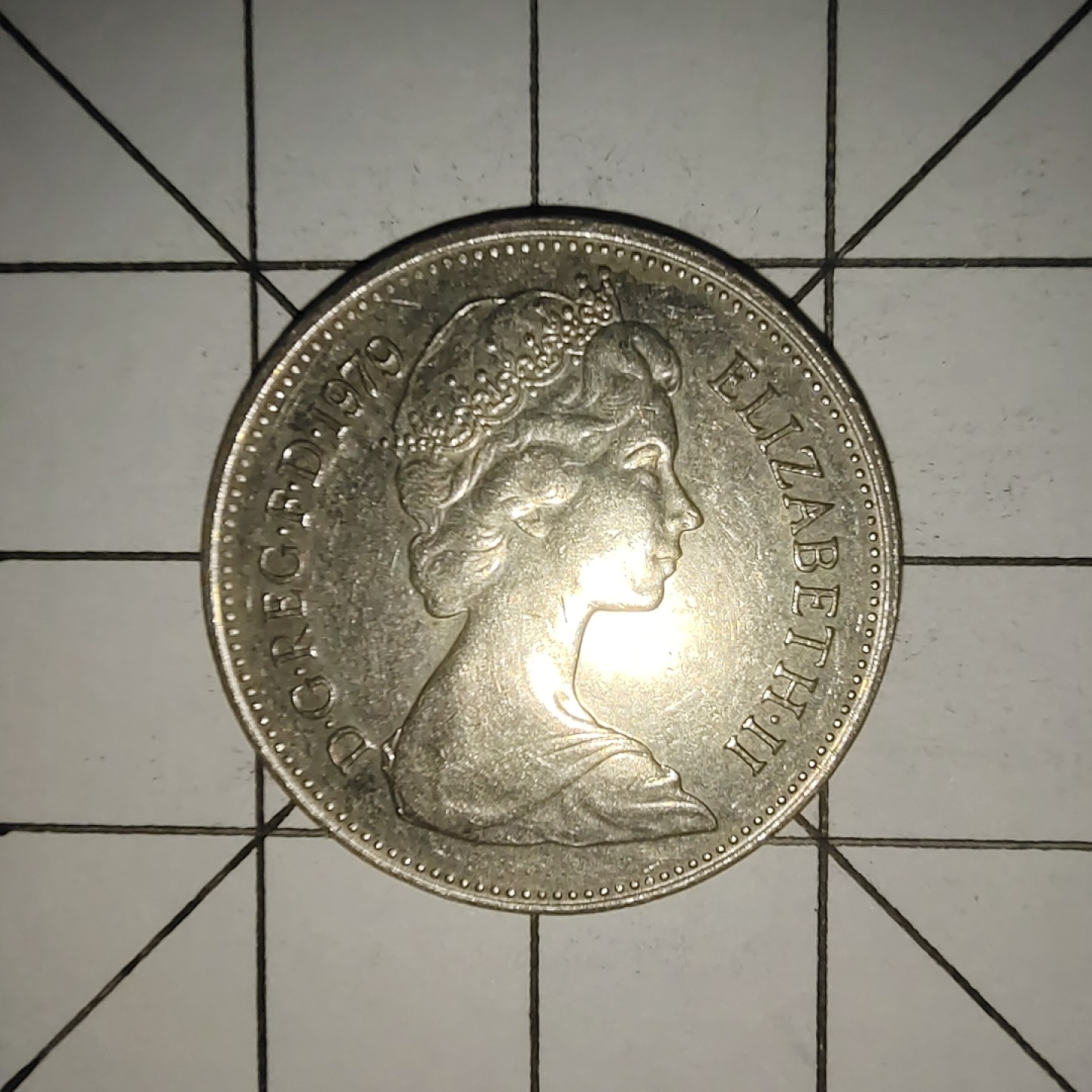 收藏之家世界硬币新年场(捡漏，无押金，无佣金，全场满20包邮，偏远地区除外) 英国5便士1979年