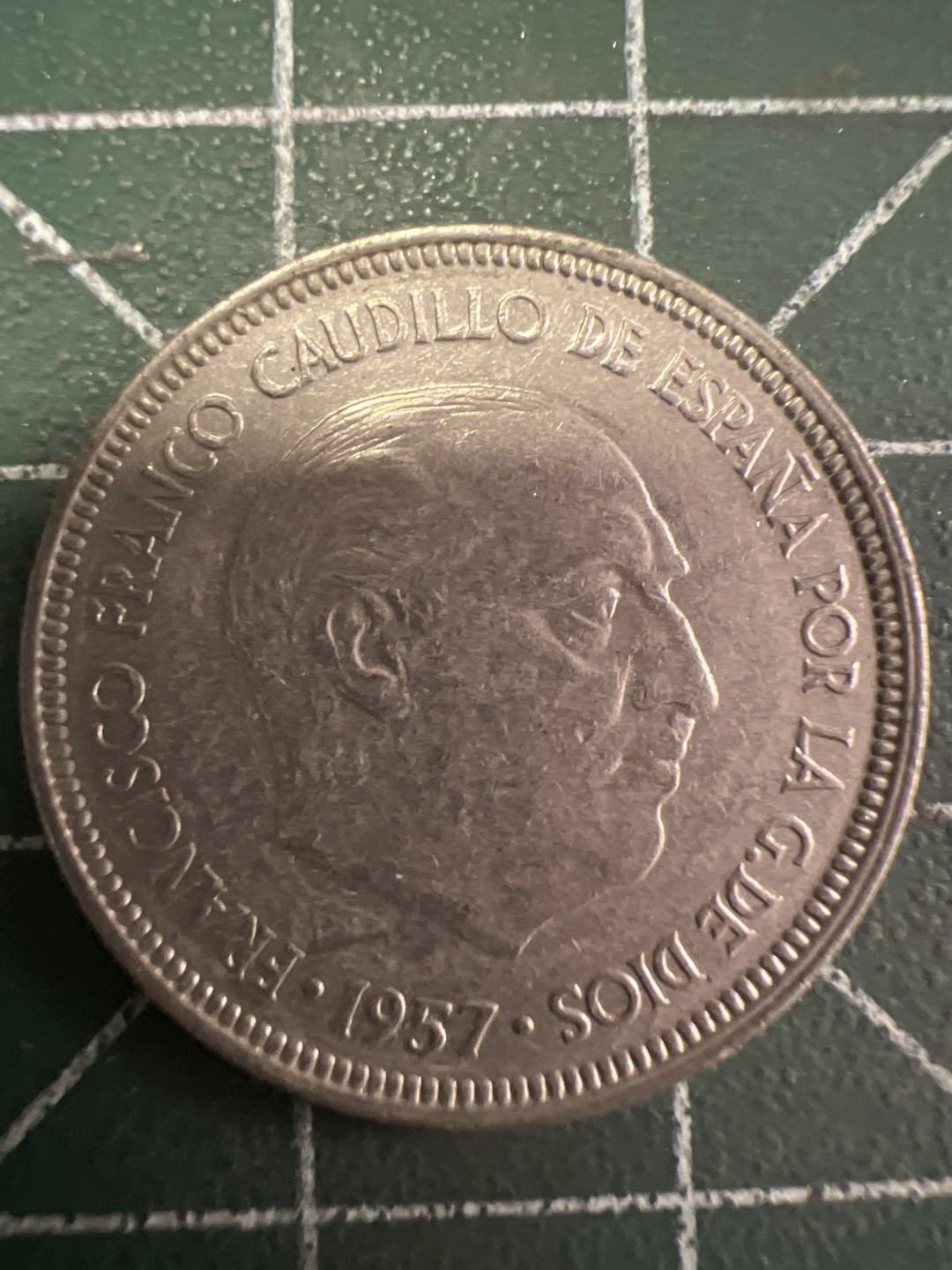 泡泡堂第258期  世界硬币 （无押金，捡漏，全场20包邮，偏远地区除外，接收代拍业务） 西班牙5比塞塔