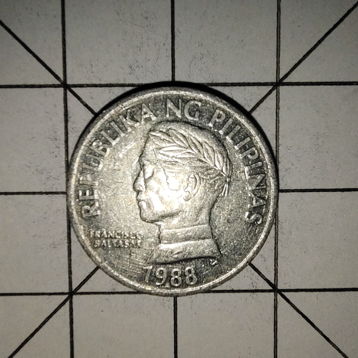 收藏之家世界硬币新年场(捡漏，无押金，无佣金，全场满20包邮，偏远地区除外) 菲律宾10分铝币1988年