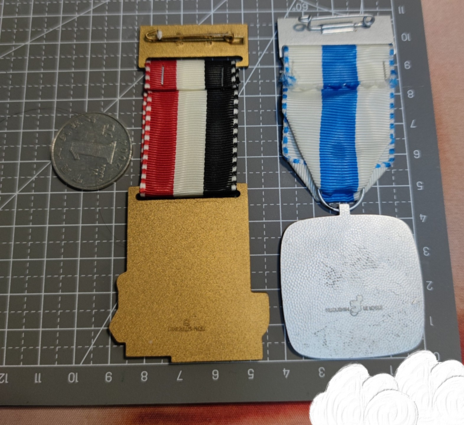 欧洲老铜章银章，周五晚自动结拍 瑞士射击节章二枚一起