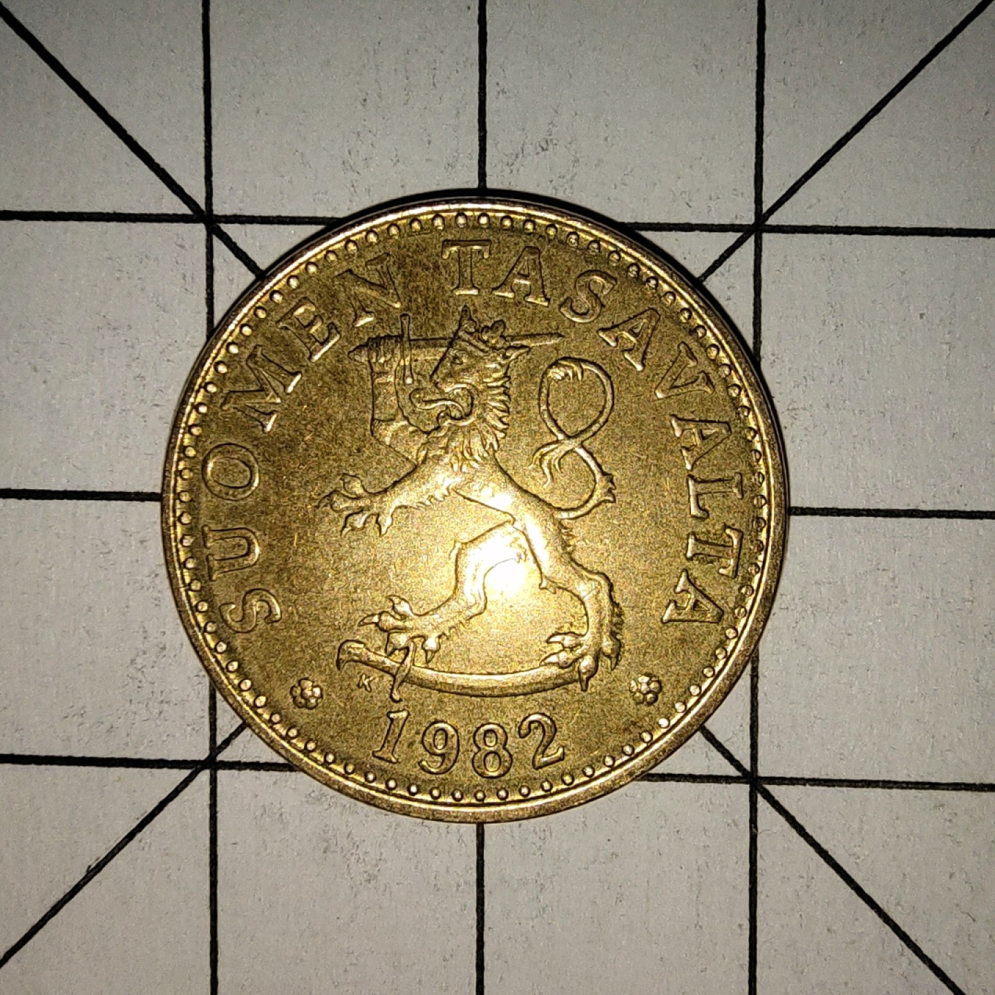 收藏之家世界硬币新年场(捡漏，无押金，无佣金，全场满20包邮，偏远地区除外) 芬兰20芬尼1982年