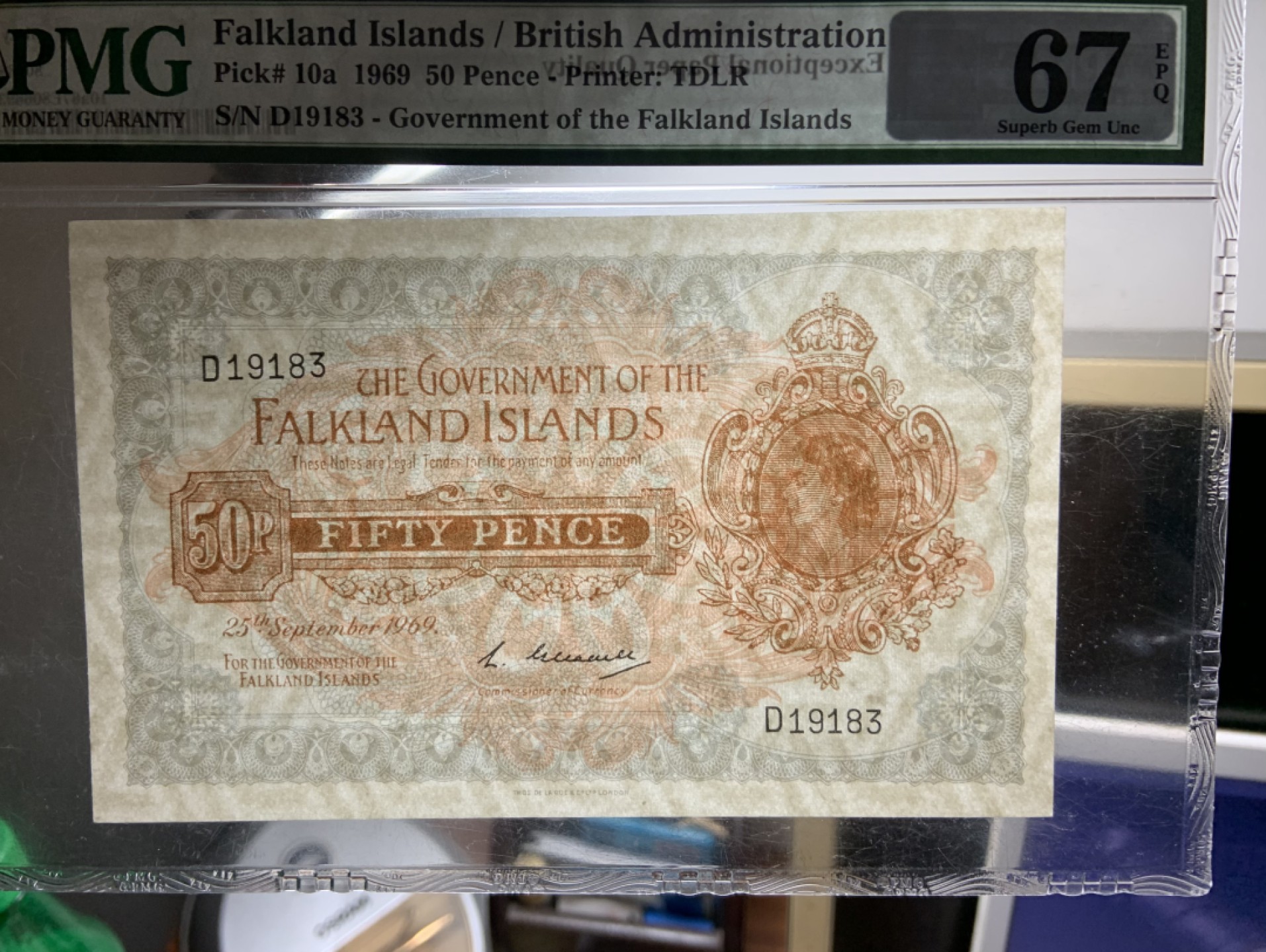 收藏联盟Quantum Auction 第231期拍卖 已更新 福克兰群岛1969年50便士 PMG67 初版 壳子有轻微瑕疵 
