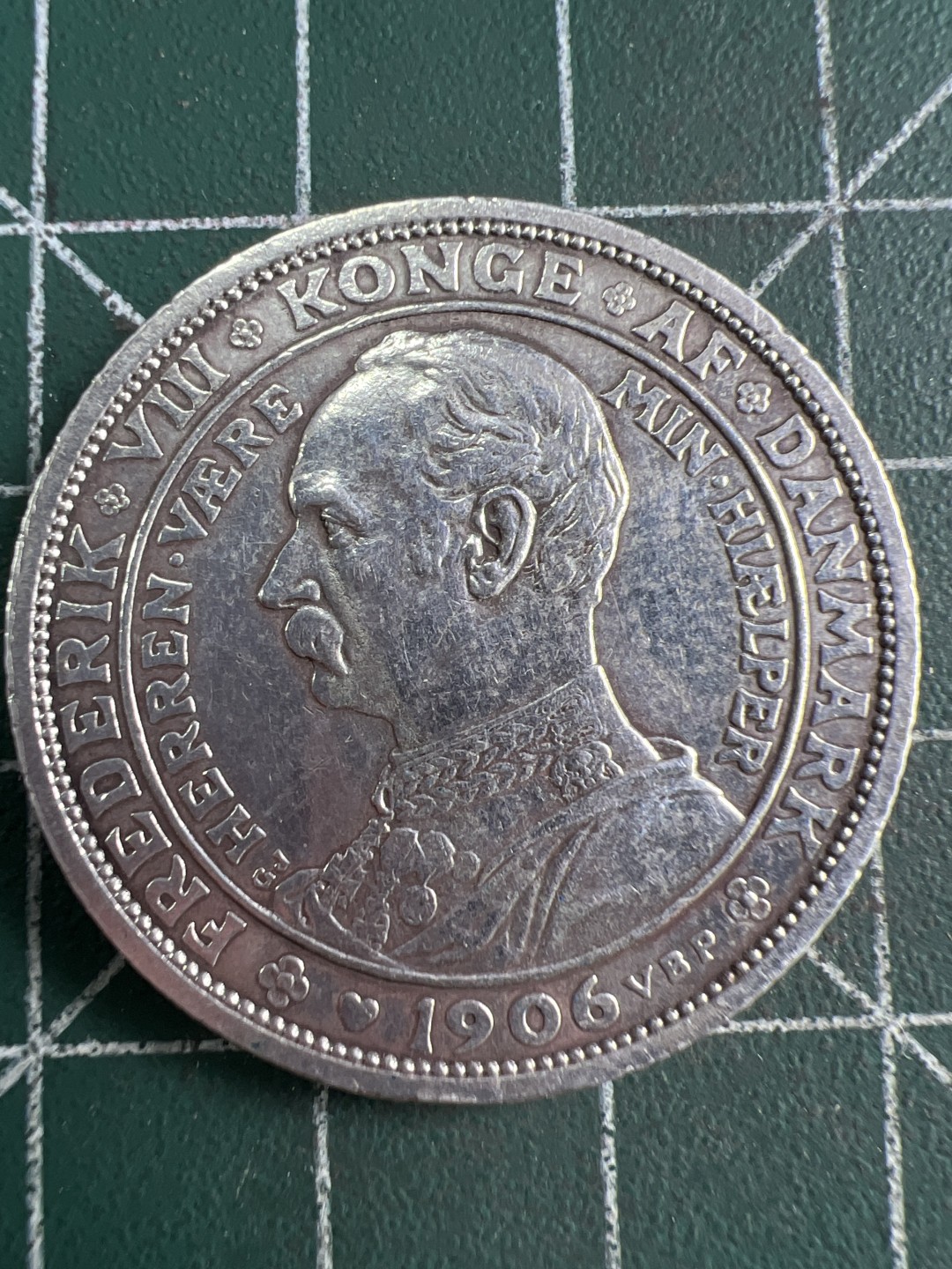 泡泡堂微拍第五十九幕硬币捡漏可累计专场👿👿，零佣金，零押金，累计满二十元包邮，接受代拍业务 丹麦2克朗大银币