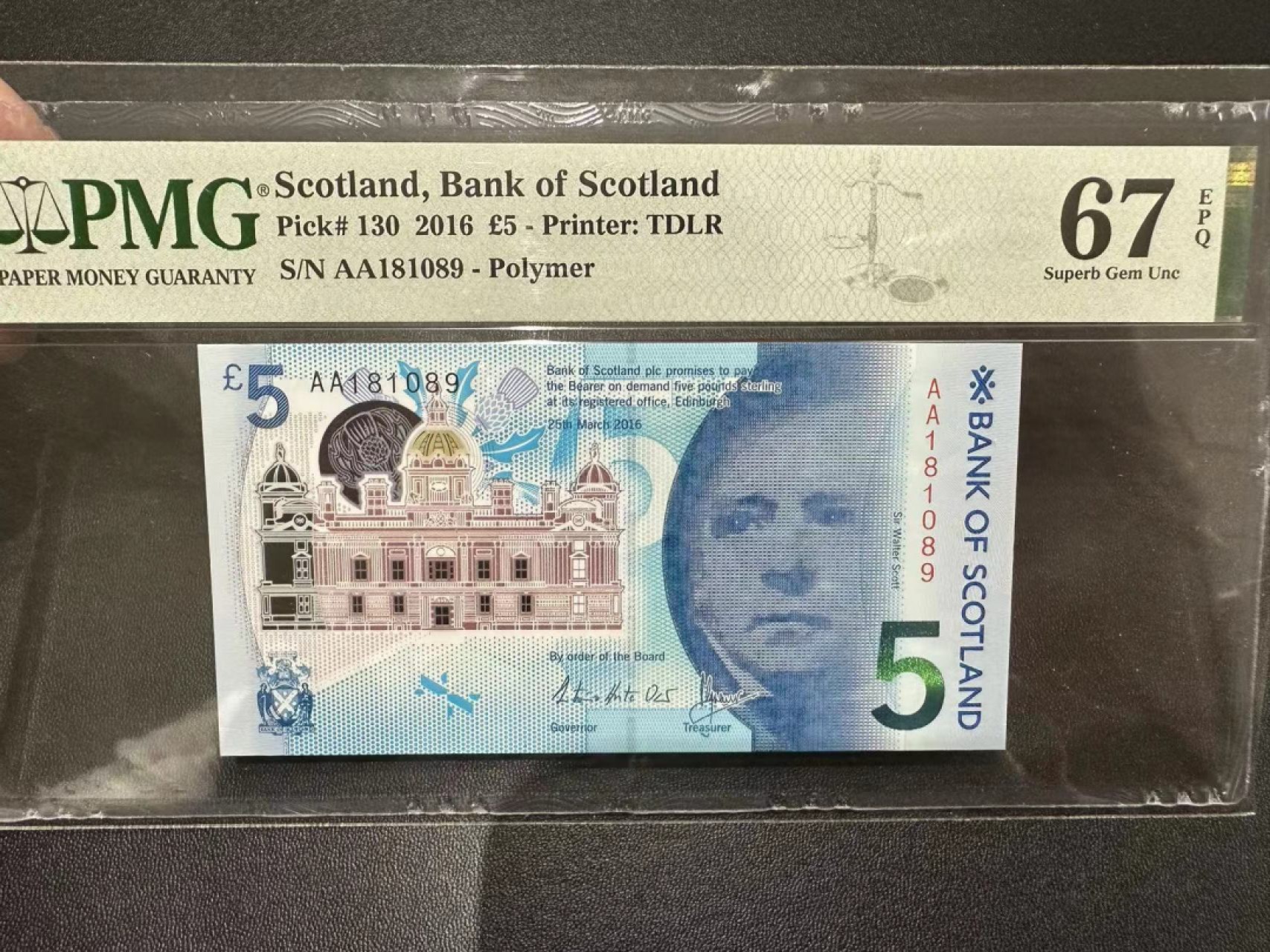 《外钞收藏家》第二百四十期（连拍第三场） 2016年苏格兰5镑 PMG67 无47 AA冠