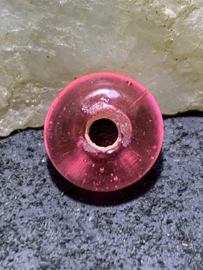 建国前后库存冰透冰粉色琉璃算盘珠一颗， - 建国前后库存冰透冰粉色琉璃算盘珠一颗，