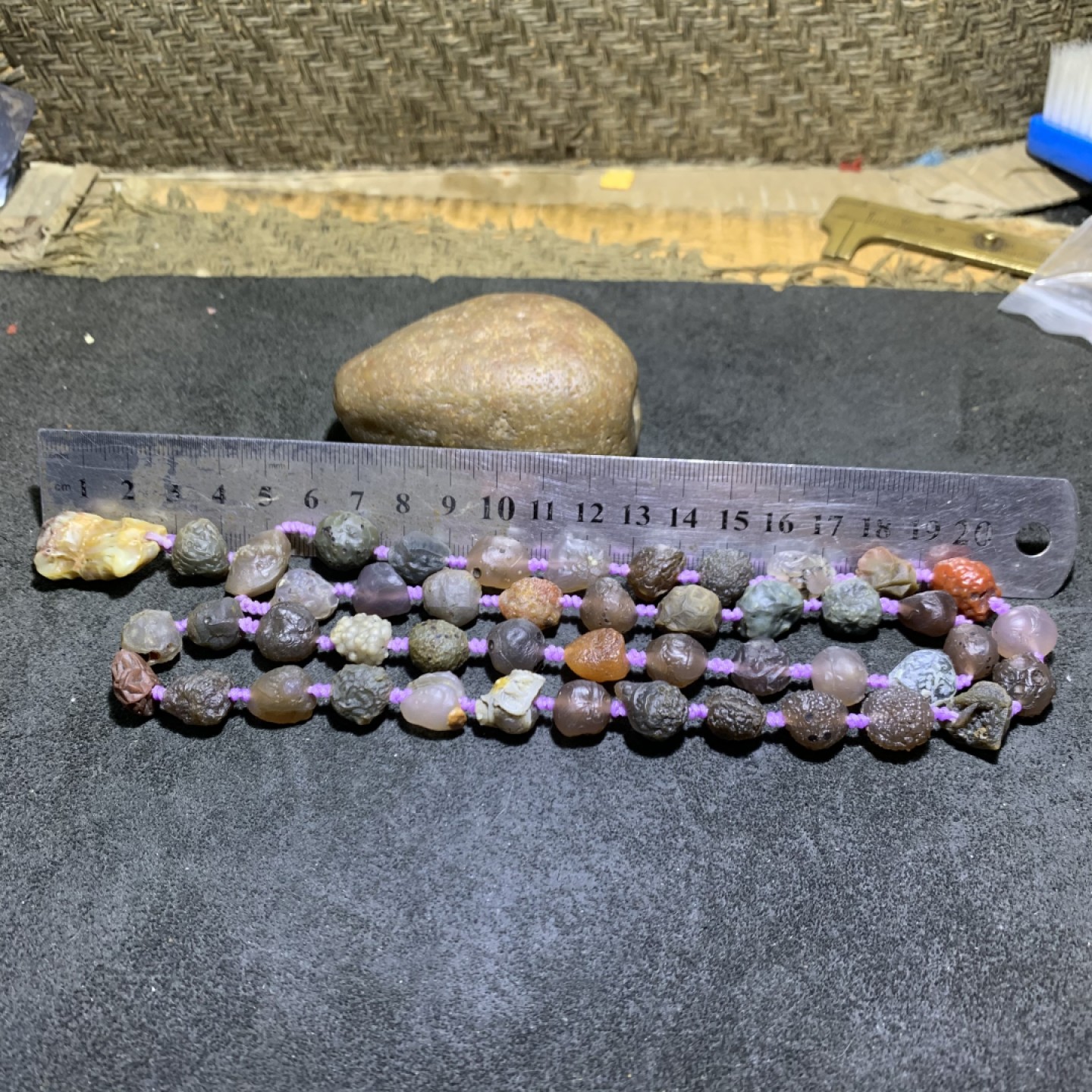 精美高圆度大颗粒青花筋脉石玛瑙原石项链一条
