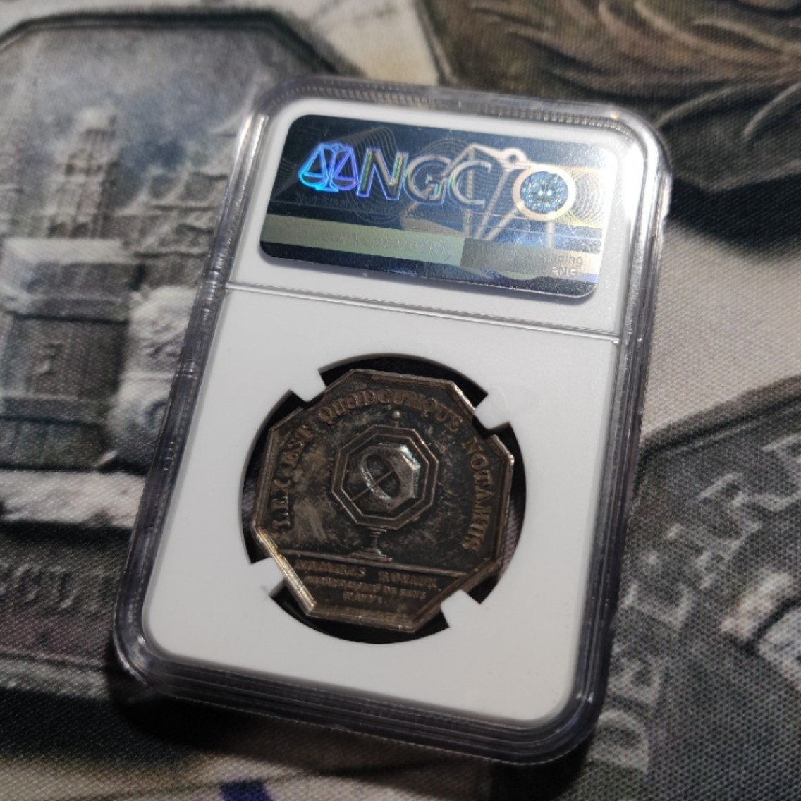 欧洲老铜章银章，周五晚自动结拍 NGC法国圣路易王纪念八角银章