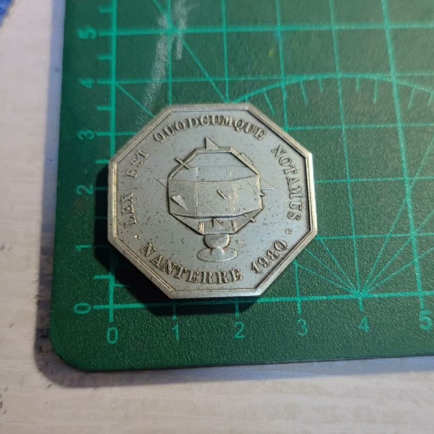 欧洲老铜章银章，周五晚自动结拍 法国八角镀银铜章 巴黎造币厂1980