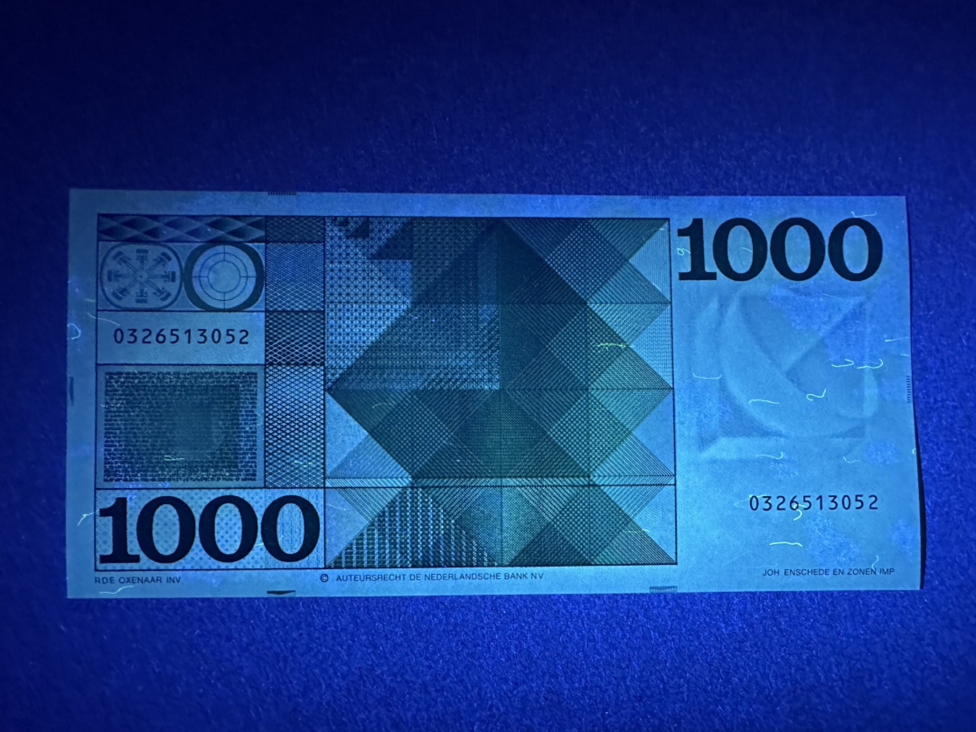 《张总收藏》89期——外币荟萃 欧洲精品 荷兰1000盾 UNC 人像版斯宾诺莎 光泽凹凸强 局部有轻微荧光 无47