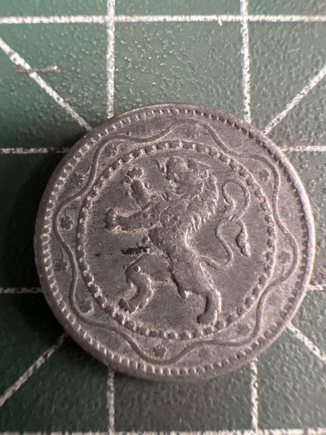 泡泡堂微拍第六十幕硬币捡漏可累计专场👿👿，零佣金，零押金，累计满二十元包邮，接受代拍业务 比利时5分