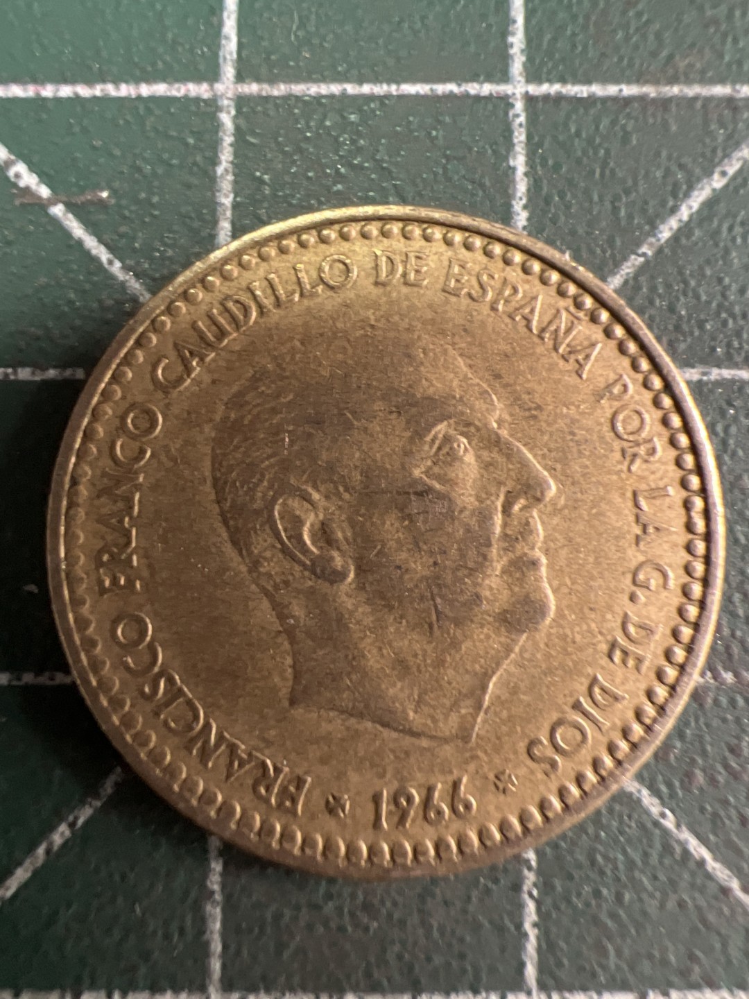 泡泡堂微拍第六十幕硬币捡漏可累计专场👿👿，零佣金，零押金，累计满二十元包邮，接受代拍业务 西班牙铜币