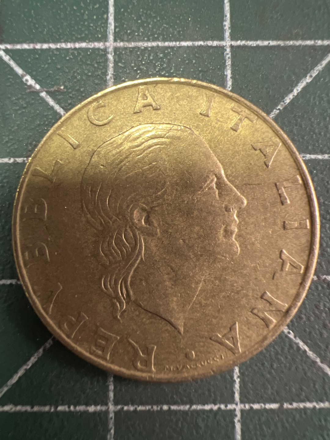 泡泡堂第258期  世界硬币 （无押金，捡漏，全场20包邮，偏远地区除外，接收代拍业务） 意大利200里拉