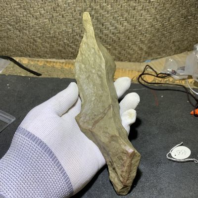 精美新疆蜂窝绿泥石原石把件（镇纸，摆件） 一块 - 精美新疆蜂窝绿泥石原石把件（镇纸，摆件） 一块