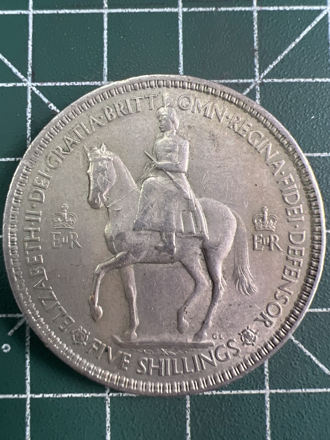 泡泡堂微拍第六十幕硬币捡漏可累计专场👿👿，零佣金，零押金，累计满二十元包邮，接受代拍业务 英国女王登基纪念币