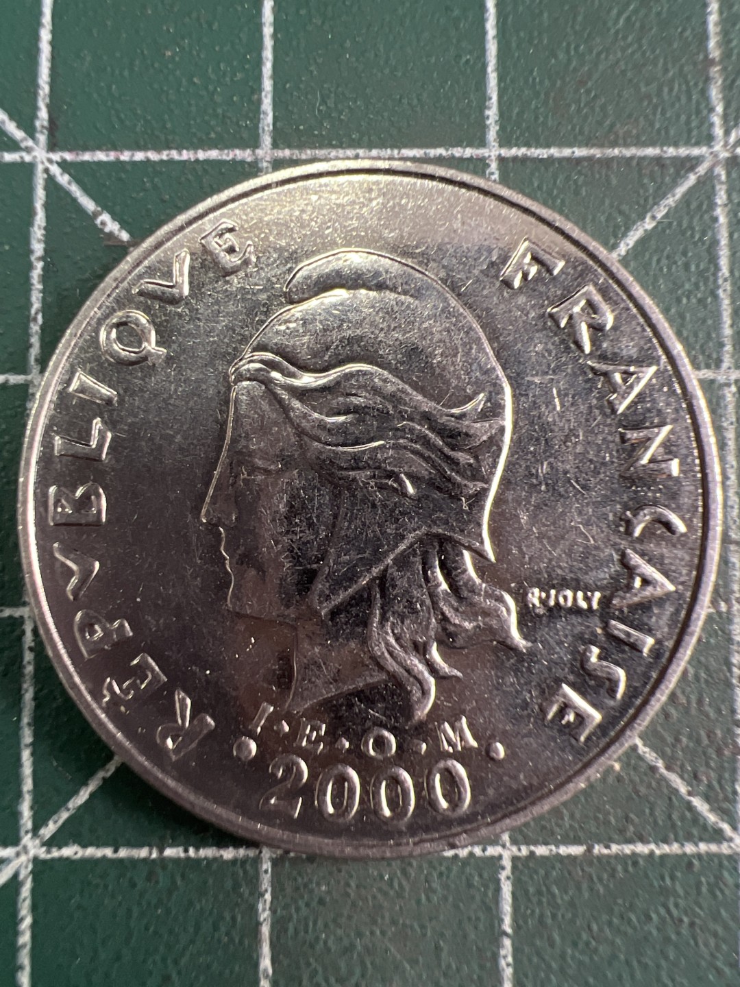 泡泡堂微拍第六十幕硬币捡漏可累计专场👿👿，零佣金，零押金，累计满二十元包邮，接受代拍业务 法属波里尼西亚20F