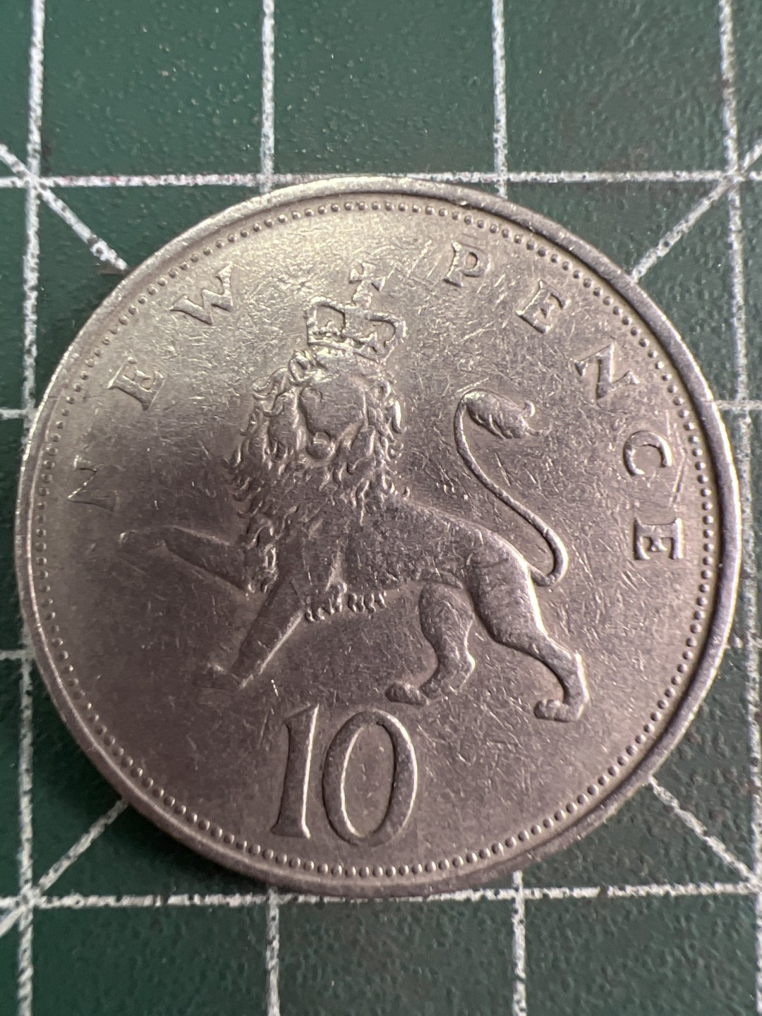 泡泡堂微拍第六十幕硬币捡漏可累计专场👿👿，零佣金，零押金，累计满二十元包邮，接受代拍业务 英国十便士