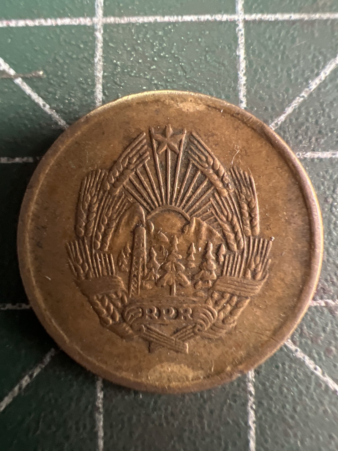 泡泡堂微拍第六十幕硬币捡漏可累计专场👿👿，零佣金，零押金，累计满二十元包邮，接受代拍业务 罗马尼亚5巴尼